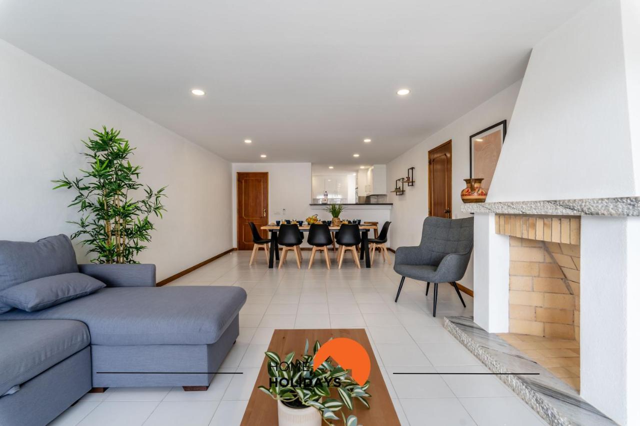 #169 T3 Medronheira By Holidays Appartement *