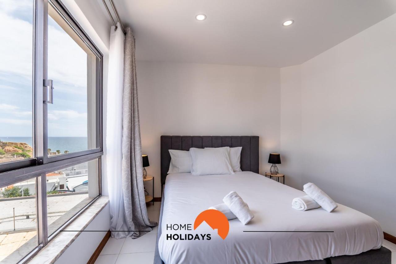 Apartment #169 T3 Medronheira By Holidays *